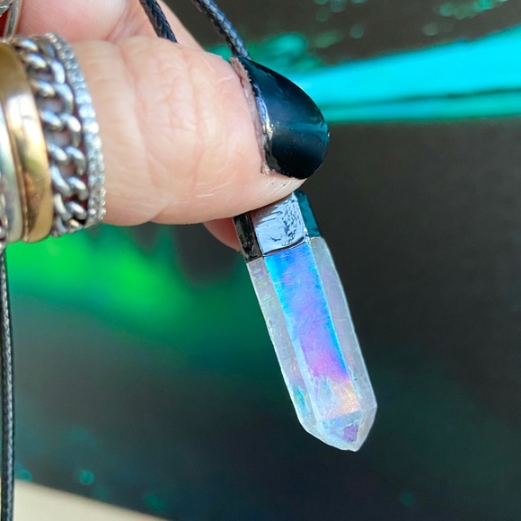 Genuine aura iridescent crystal on leather cord - Picture 9 of 12